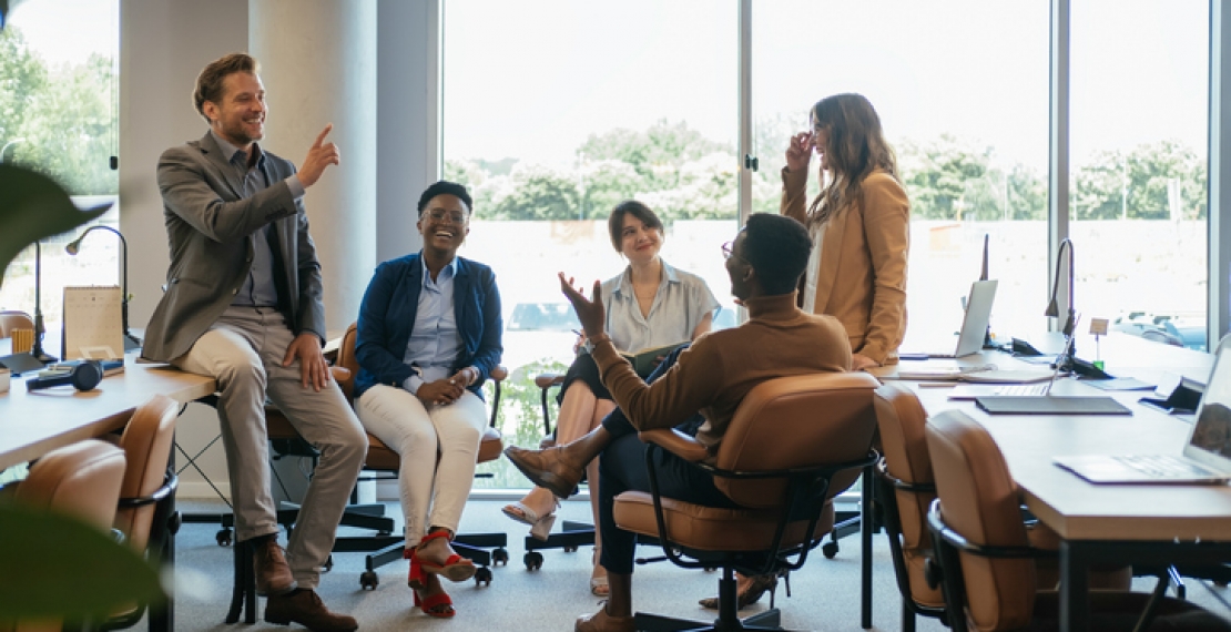 How Business English Training for Your Team Supports a Better Workplace Culture